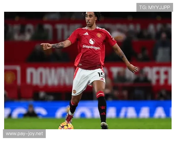 曼联争四形势持续变化，阶段波动或将影响赛季最后阶段冲刺