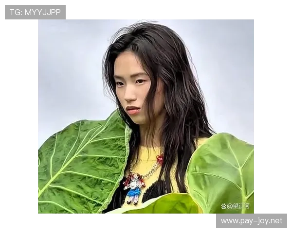 陈芋汐家里是不是把泳池当浴缸用啊